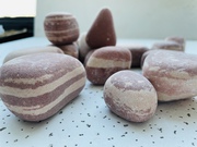 ROCK AND WHITE MULTICOLOR SILICA STONES AND PEBBLES